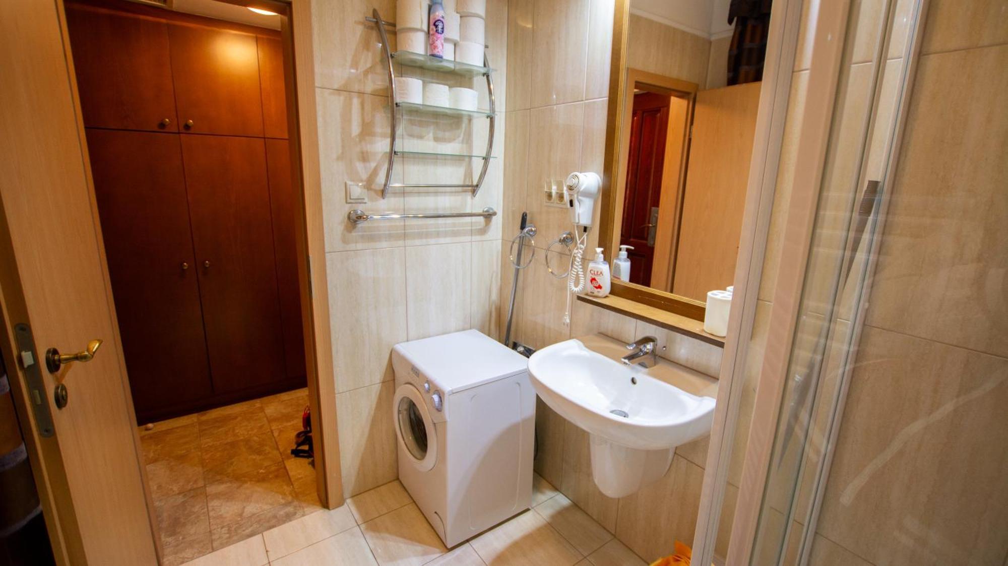 Bernadett Villa Apartman 3 Buk Exterior photo